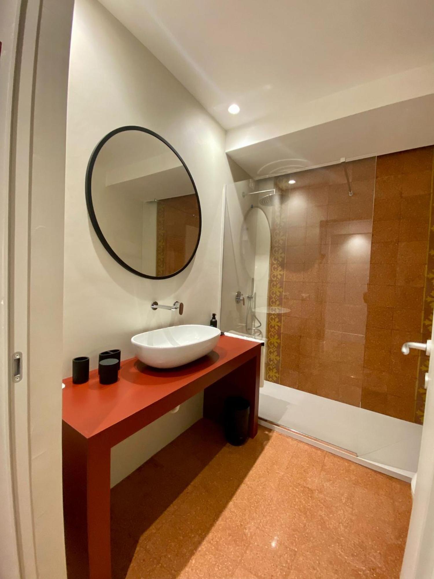 Quadruple Room Bath