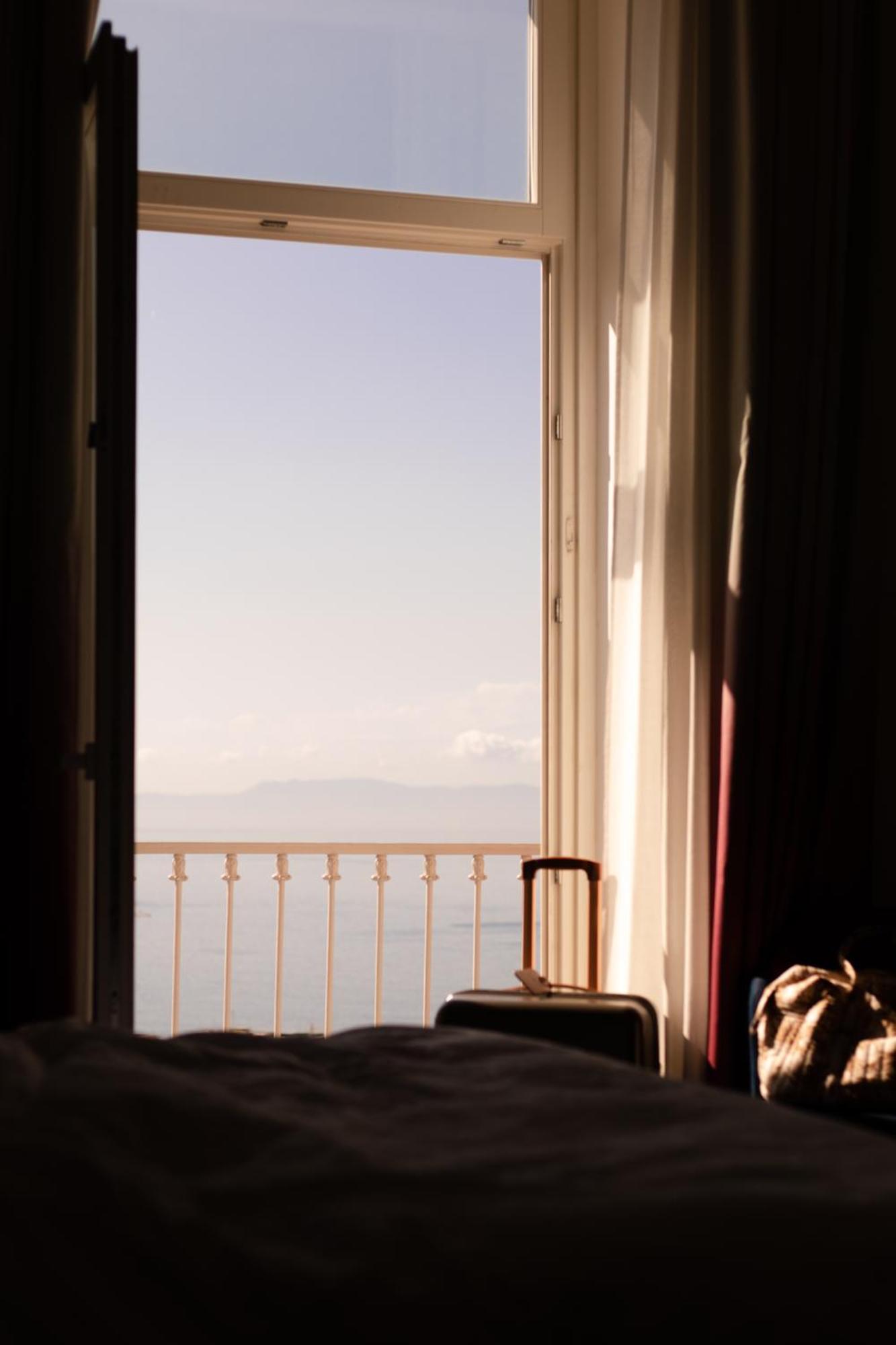 Superior Twin Guest Room with Sea View