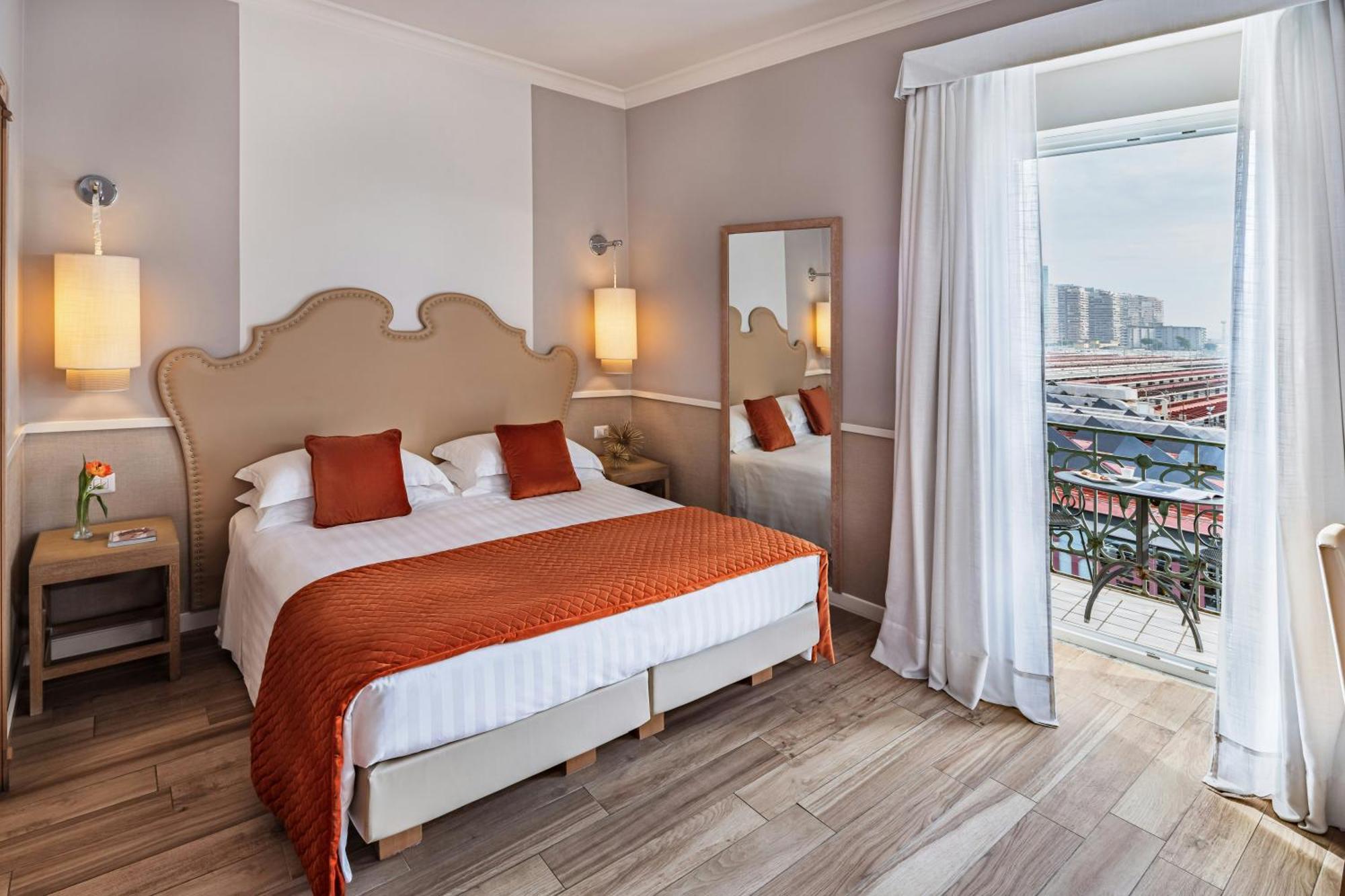 Chambre Double ou Lits Jumeaux Deluxe - Vue sur Vésuve