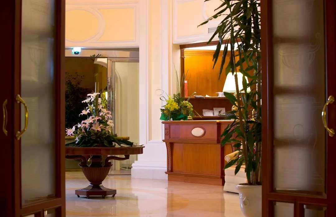 Palazzo Alabardieri-1