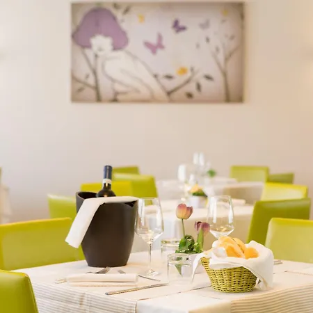 Hotel Cristina-2